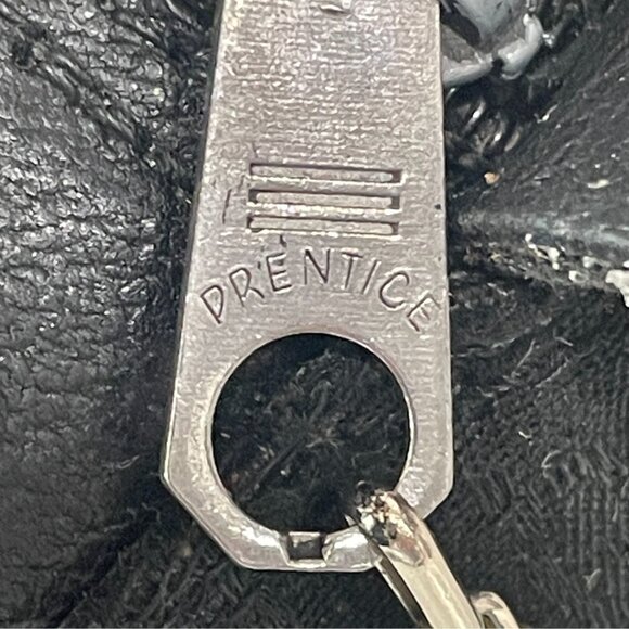 Vintage Gucci Black Monogram Shoulder Bag Italy Logo Strap Classic Old Money - Picture 15 of 15